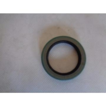 NEW  CHICAGO RAWHIDE OIL SEAL 13535