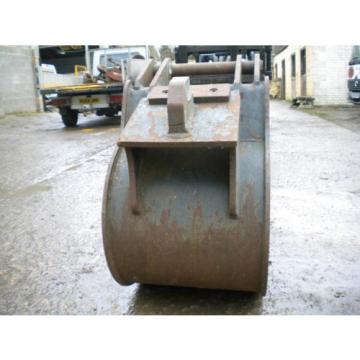 24&#034; digging bucket to 8-13 ton excavator- quick hitch type 60mm top pin.£300+VAT