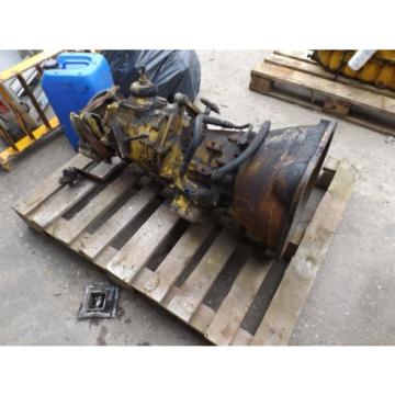 JCB Gearbox/Transmisson Box Removed From a 498 Leyand Engine