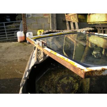 JCB 2D rear window &amp; Frame...........Good condition, very rare £60+VAT
