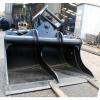Heavy Duty Hydraulic Tilt Bucket (2 cyl) for 20 - 22 Tonne Excavator Digger