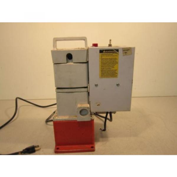 Thomas &amp; Betts Electric Hydraulic Pump 13610A #1 image