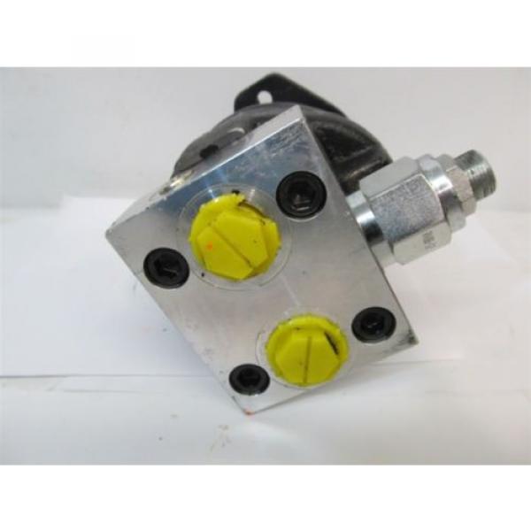 Hydreco 1500M Series, 1.771 cu in Hydraulic Gear Pump / Motor #2 image