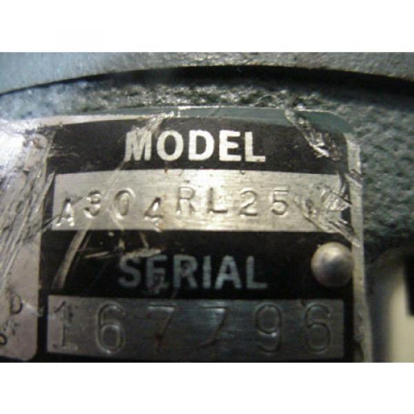New MTE 304 Hydraulic gear pump A304RL25 w/relief valve #2 image