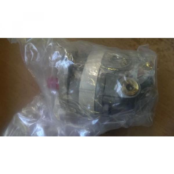 New Parker Hydraulic Gear Pump H49AA2AA18000BS #3 image