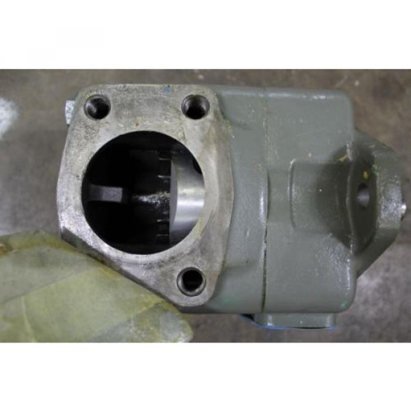 REBUILT VICKERS 45V50A 1D CL 180 ROTARY VANE HYDRAULIC PUMP 3&#034; INLET 1-1/2&#034; OUT #4 image