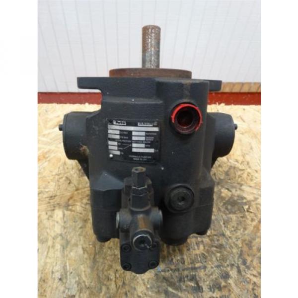 Parker Hydraulic Pump PVP2330RM21 23CC/Rev Rotation:CW 3000PSI Design Series:21 #1 image