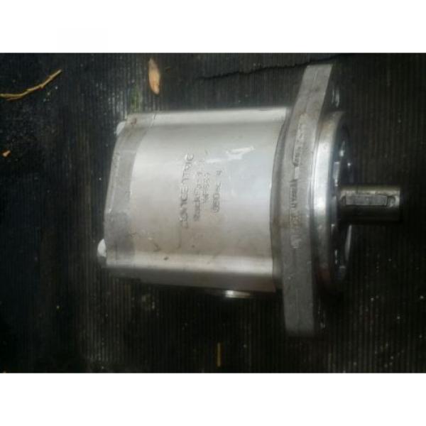 concentric 4F669 hydraulic pump #1 image