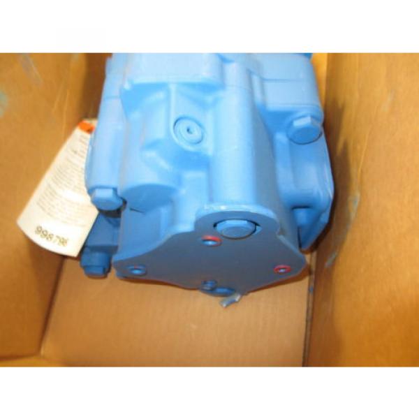 Vickers PVH057R01AA10A070000001AE-1AB010 Hydraulic Pump 877430 Eaton New Old Stk #3 image