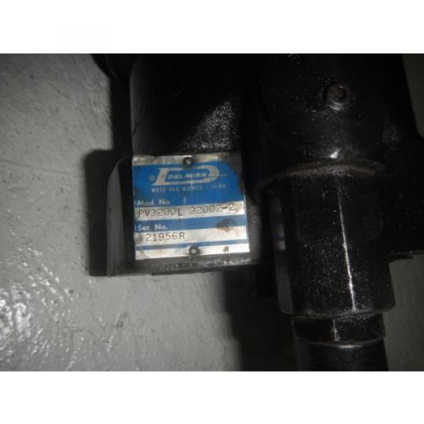 Delavan PV3200L32002-2 Hydraulic Pressure Compensated Piston Pump #2 image