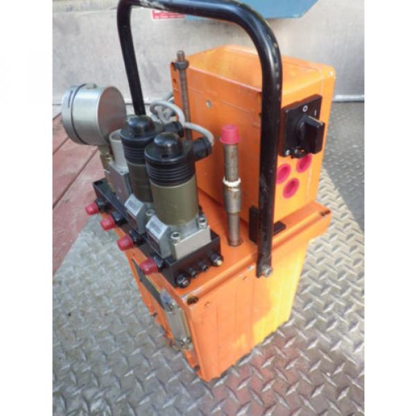 CARR-LANE/ROMHELD SwiftSure Dual output Hydraulic Pump Pt#CLR901-EP w/Handle #2 image