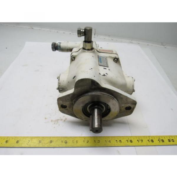 Vickers PVQ 32 B2L SE1S 21 Inline Variable volume Hydraulic piston pump #2 image