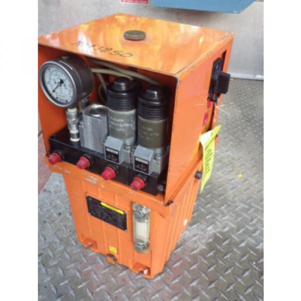 CARR-LANE/ROMHELD SwiftSure Dual output Hydraulic Pump Pt#CLR901-EP w/Cover #1 image