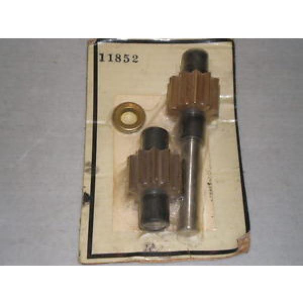 New! Hydraulic Repair Kit 11852  Gears, Shaft and Seal Free Shipping! #1 image
