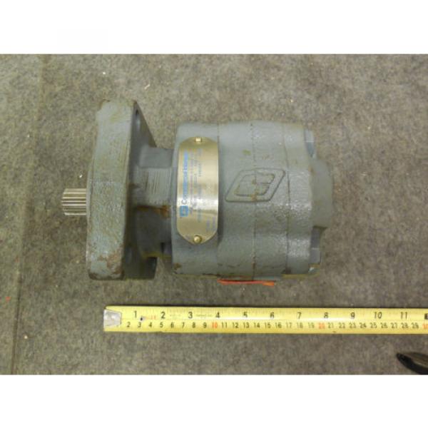 NEW PARKER COMMERCIAL HYDRAULIC PUMP # 302-9310-005 #1 image