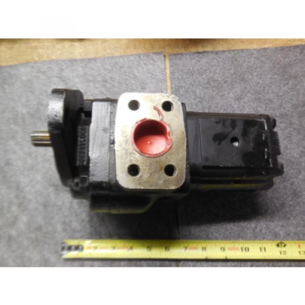 NEW PARKER COMMERCIAL HYDRAULIC PUMP # 3359400035 # 6400C #2 image