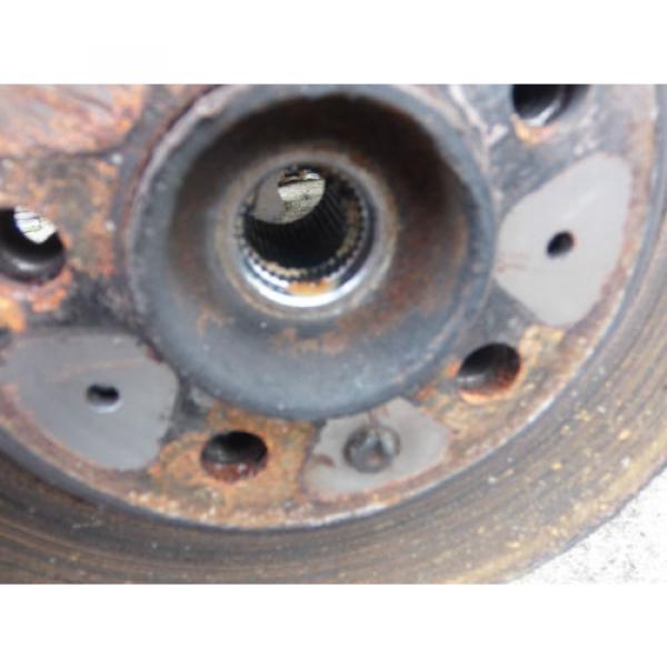 VOLVO XC90 D5 DRIVERS SIDE FRONT HUB AND  BEARING ASSEMBLY 2004 CAR #2 image