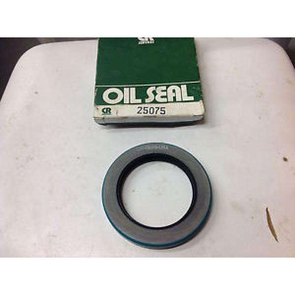 (5) 25075 CHICAGO RAWHIDE OIL SEALS/GREASE SEALS #1 image