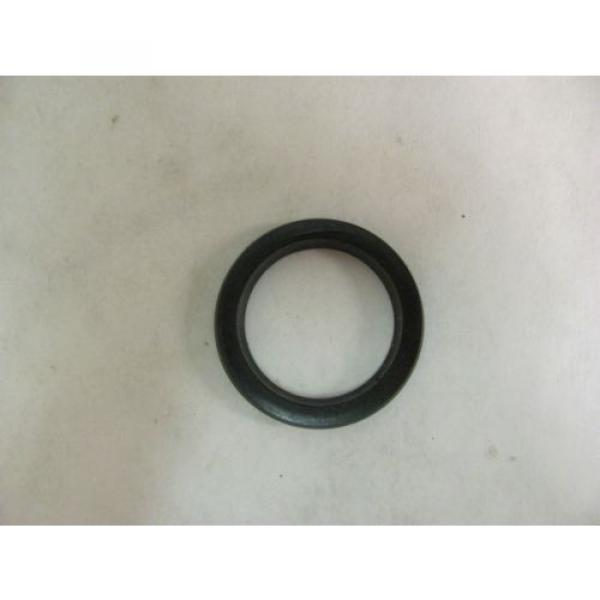 Lot of (2) CR Industries 71810 Oil Seals #2 image