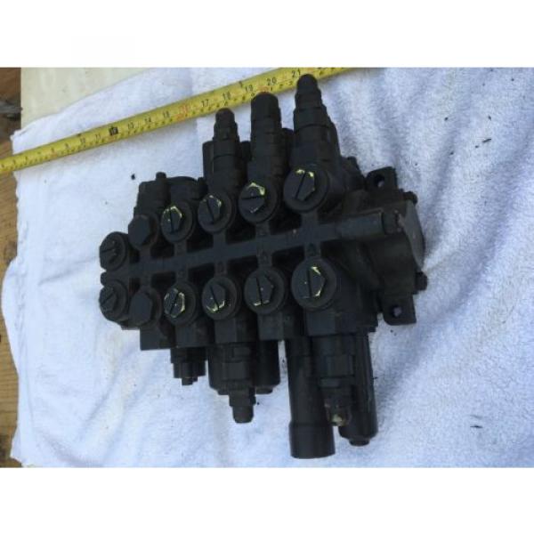 JCB Hydraulic Valve Block Spare Part - Telehandler 520-40 515-40 25/221388 #5 image